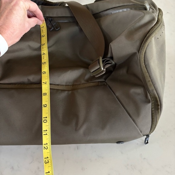 Lululemon Dark Green Duffle Bag - Picture 13 of 16